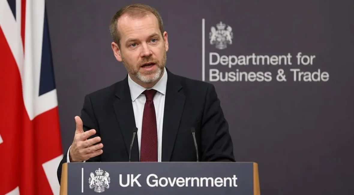 Labour pledges £20bn NHS overhaul as waiting lists surge