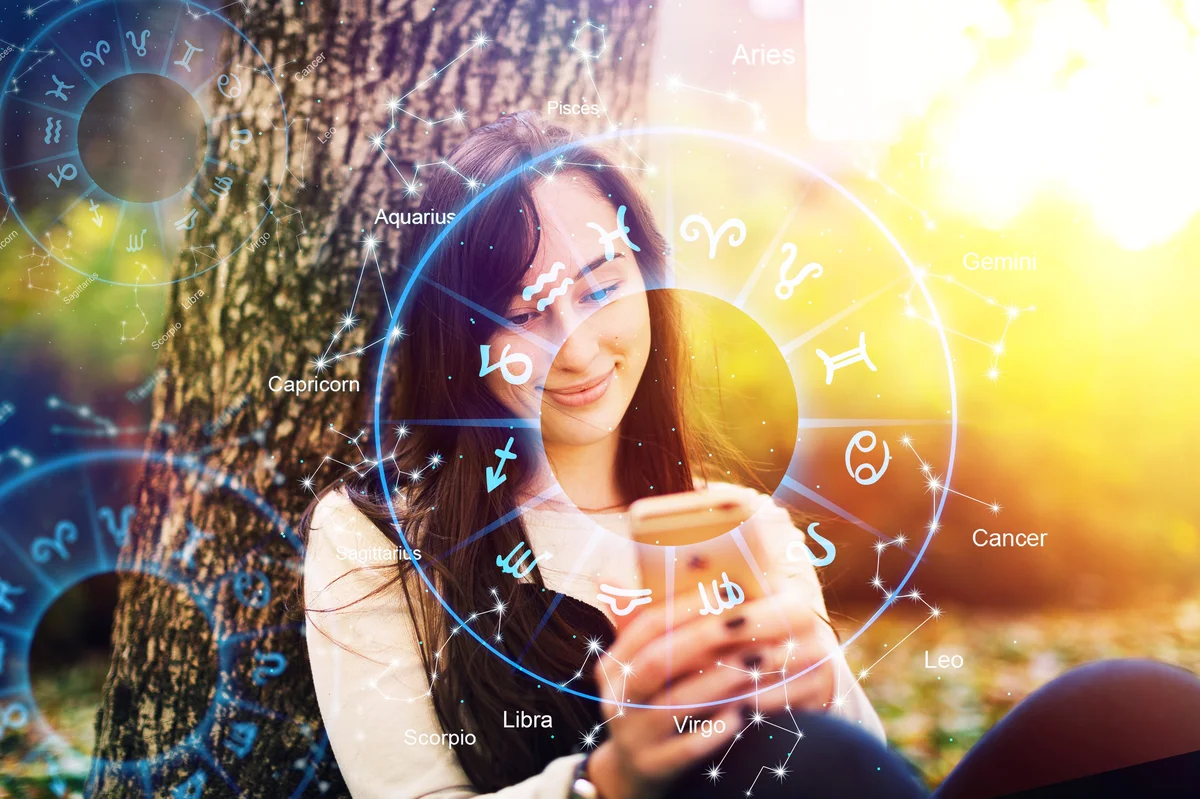 Summer Horoscope 2026: Love, Career & Money Forecast by Star Sign